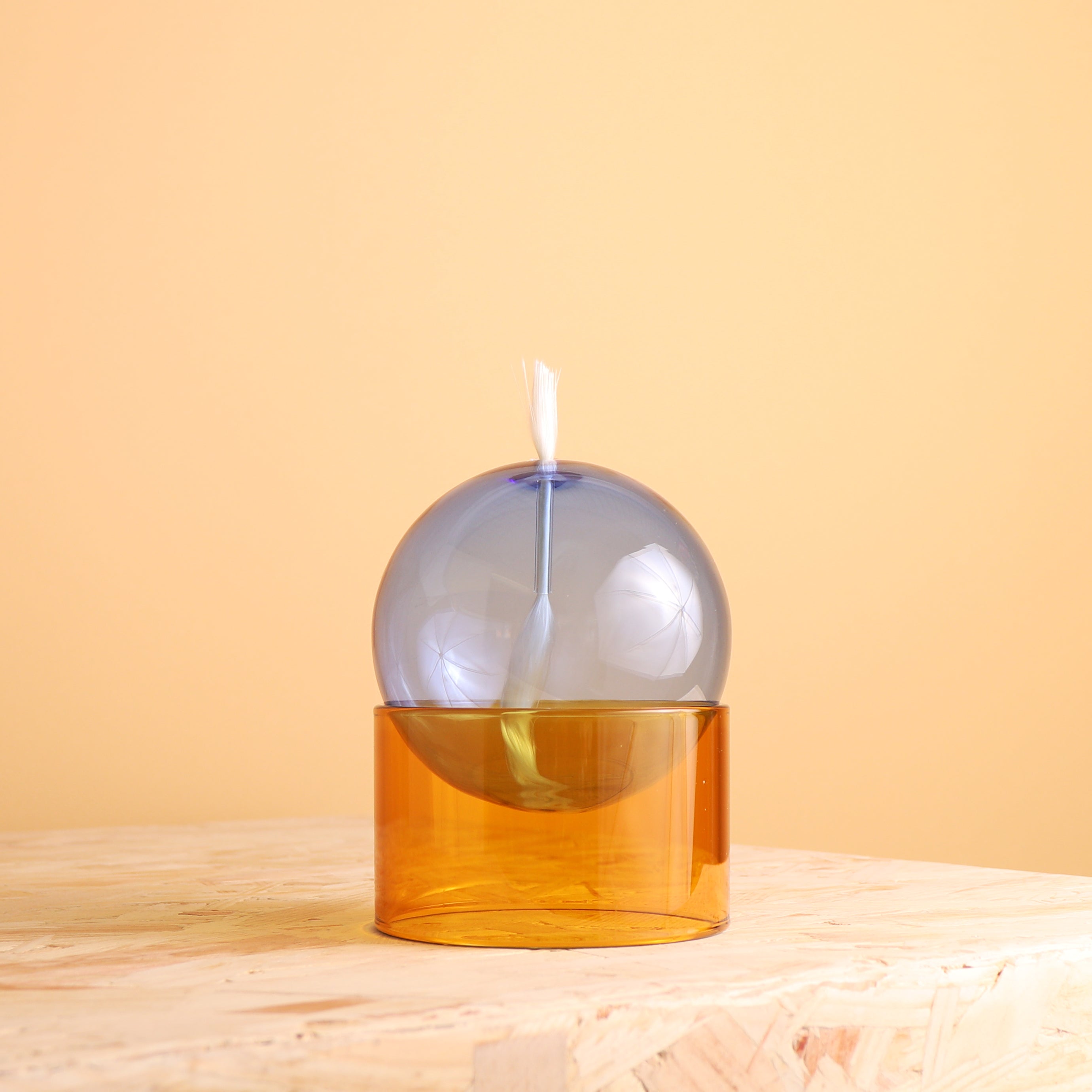 Standing Oil Bubble, Low Tube, Blue